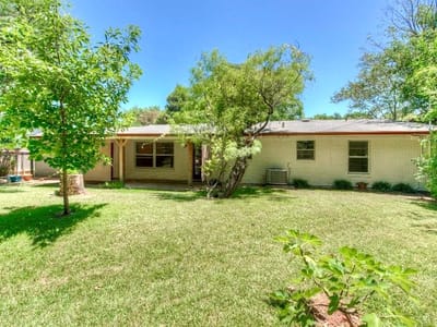 Living area at 5910 Marilyn Dr - Allandale West Sec 04, Austin, TX