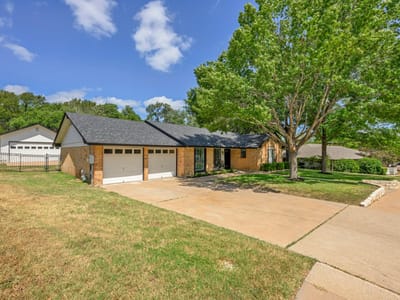 Property photo 3 at 5912 Cherry Creek DR - 3 bed 2 bath home