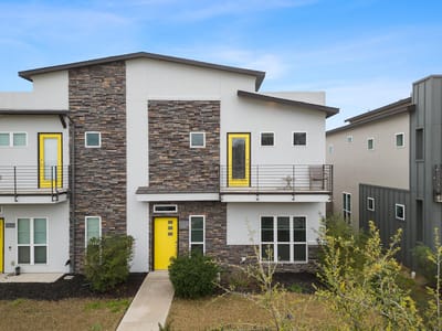 Living area at 5913-B Charles Merle DR Unit #16 - 3 bed 2 bath home