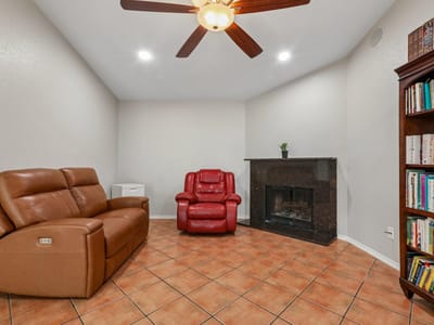 Photo 4 - 5919 Kevin Kelly PL Photo 4 of 25 at 5919 Kevin Kelly PL - 2 bed 1 bath home