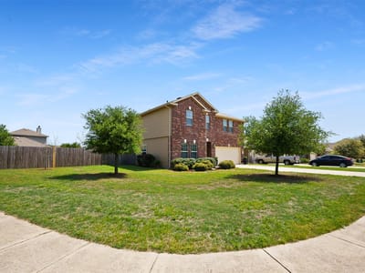 Kitchen at 598 Sweet Gum DR - 5 bed 3 bath home