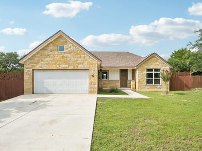 Living area at 6 Round Bluff CIR - 3 bed 2 bath home