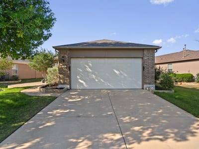 Kitchen at 600 Salado Creek LN - 2 bed 2 bath home
