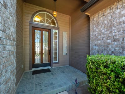 Property photo 4 at 600 Sparkling Brook LN - 3 bed 2 bath home