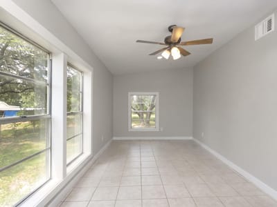 Kitchen at 600 Windrush - 3 bed 2 bath home
