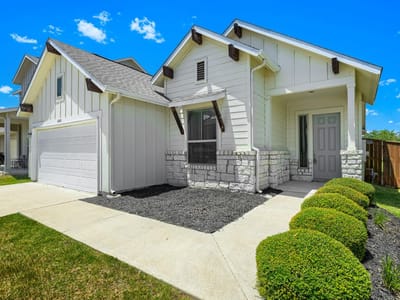 Property photo 2 at 6000 Gerard DR - 3 bed 2 bath home