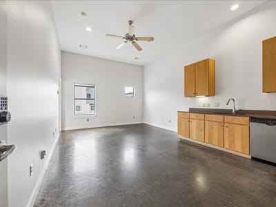 Primary bedroom at 6000 S Congress Ave Unit #128 - 1 bed 1 bath home