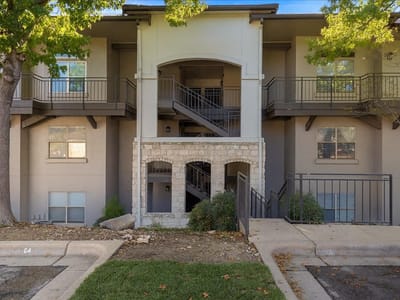 Property photo 5 at 6000 Shepherd Mountain CV Unit #309 - 2 bed 2 bath home