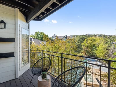 Photo 5 of 40 at 6000 Shepherd Mountain CV Unit #804 - 2 bed 1 bath home