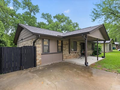 Kitchen at 6001 Leisure Run RD - 3 bed 1 bath home