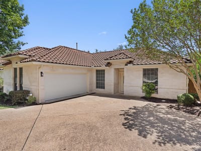 Living area at 6003 Tasajillo Trl - 3 bed 2 bath home