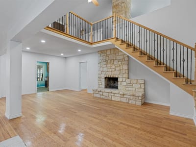 Living area at 601 Deertrail DR - 4 bed 2 bath home