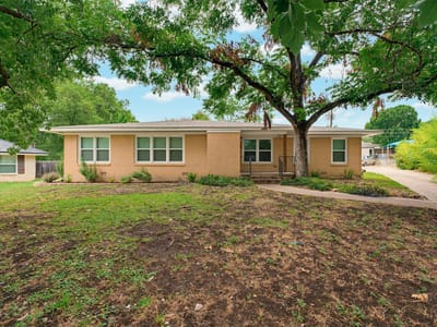 Property photo 2 at 6010 Dunbury DR - 3 bed 2 bath home
