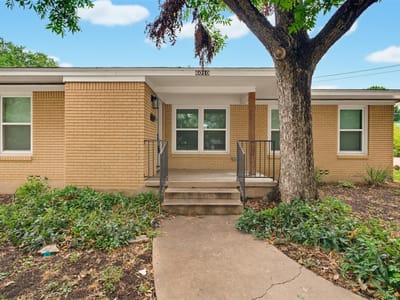 Property photo 3 at 6010 Dunbury DR - 3 bed 2 bath home