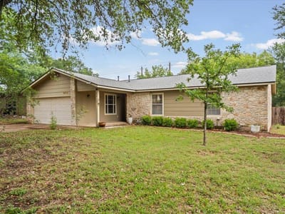 Property photo 2 at 6010 Morning Dew DR - 3 bed 2 bath home