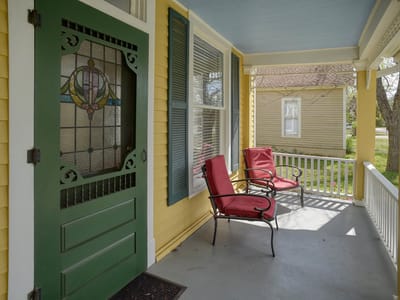 Property photo 3 at 602 Mills ST - 3 bed 3 bath home