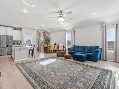 Living area at 6026 Marsh Ln - 3 bed 2 bath home