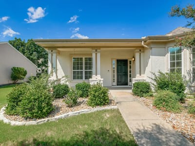 Kitchen at 603 Rio Grande Loop - 3 bed 2 bath home