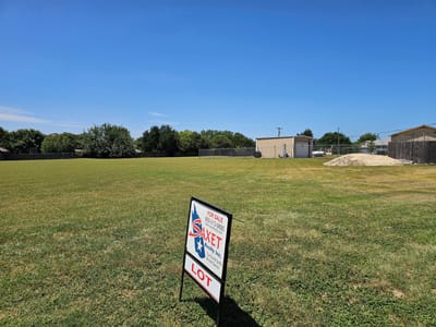 Property photo 5 at 603 S Railroad Ave - Wrenbar Creekside, Pflugerville, TX