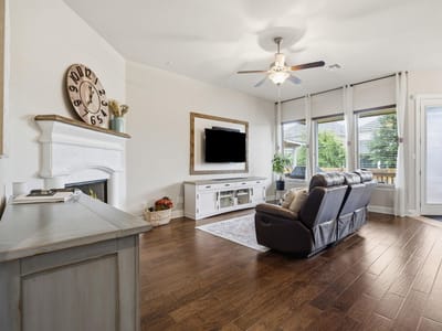 Kitchen at 604 Garner Park DR - 3 bed 2 bath home