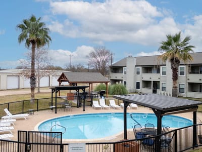 Living area at 604 Highcrest Unit #213 - Tropical Hideaway, Granite Shoals, TX