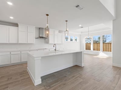 Property photo 4 at 604 Lightstone DR - 5 bed 4 bath home