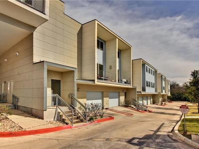 Property photo 4 at 604 N Bluff DR Unit #101 - 1 bed 1 bath home