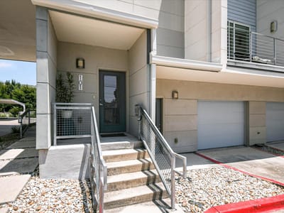Bathroom at 604 N Bluff DR Unit #101 - 1 bed 1 bath home