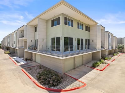 Primary bedroom at 604 N Bluff Dr Unit #146 - 3 bed 2 bath home