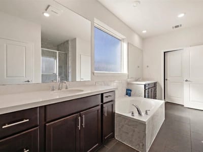 Bathroom at 604 Spindrift LN - 6 bed 5 bath home