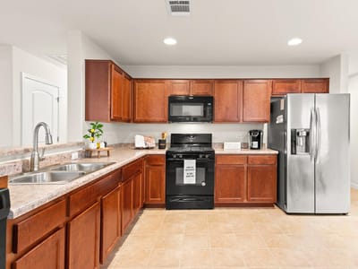 Primary bedroom at 605 Chambers Creek CT - 2 bed 2 bath home