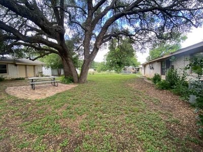 Kitchen at 605 E Kerr ST - 4 bed 2 bath home