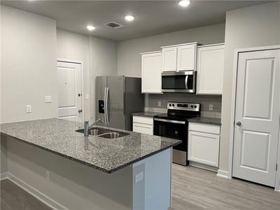 Property photo 3 at 605 W South ST - SOUTH STREET VILLAS, Leander, TX