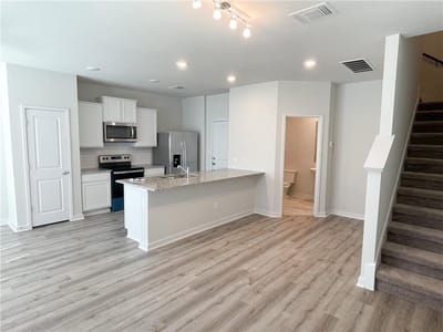 Property photo 4 at 605 W South ST - SOUTH STREET VILLAS, Leander, TX