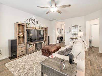 Kitchen at 606 Marimoor DR - 3 bed 2 bath home