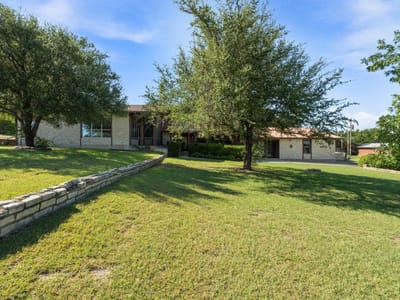 Primary bedroom at 606 Rolling Hills RD - 5 bed 3 bath home