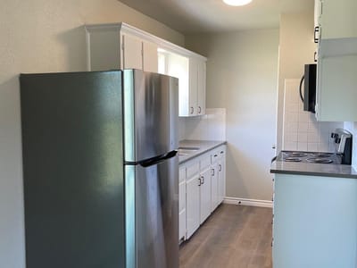 Primary bedroom at 606 Sunset LN Unit #A-B - Cummings, Copperas Cove, TX