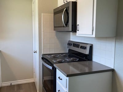 Bathroom at 606 Sunset LN Unit #A-B - Cummings, Copperas Cove, TX