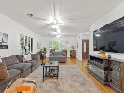 Primary bedroom at 607 Short ST - 4 bed 3 bath home
