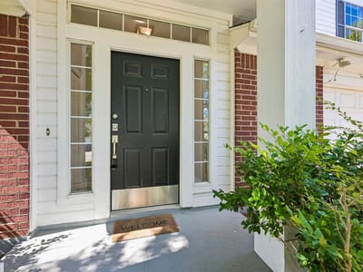 Photo 3 of 24 at 607 Sparkling Brook LN - 4 bed 2 bath home