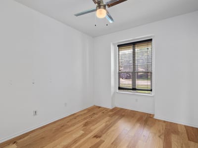 Kitchen at 607 Yosemite TRL - 3 bed 2 bath home