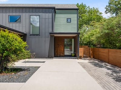 Property photo 2 at 608 Brentwood ST Unit #B - 3 bed 3 bath home