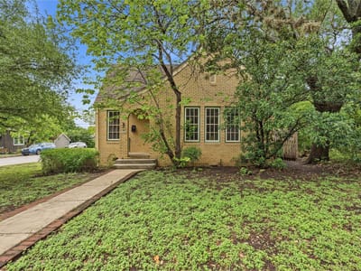 Primary bedroom at 609 Carolyn Ave - Harpers, Austin, TX