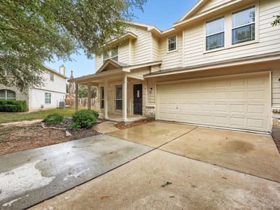 Property photo 2 at 610 Carole CV - 3 bed 2 bath home