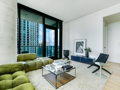 Living area at 610 Davis ST Unit #1902 - 3 bed 3 bath home