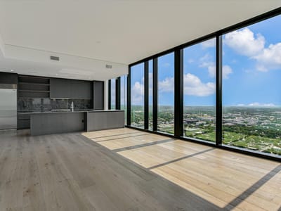 Kitchen at 610 Davis ST Unit #3801 - 5 bed 5 bath home
