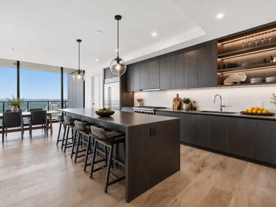 Living area at 610 Davis ST Unit #5003 - 4 bed 4 bath home