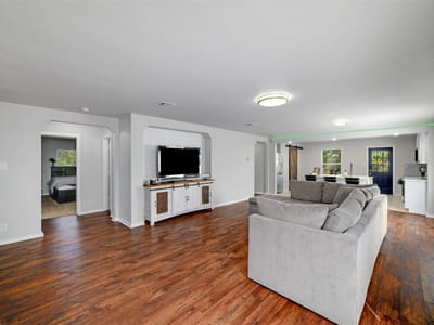 Kitchen at 610 Duke Bnd - 3 bed 2 bath home