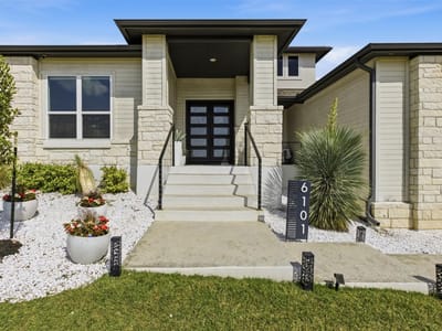 Property photo 3 at 6101 Diversion CIR - 4 bed 4 bath home