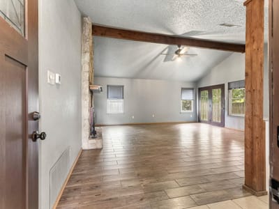 Property photo 5 at 6101 Sun Vista DR - 3 bed 2 bath home
